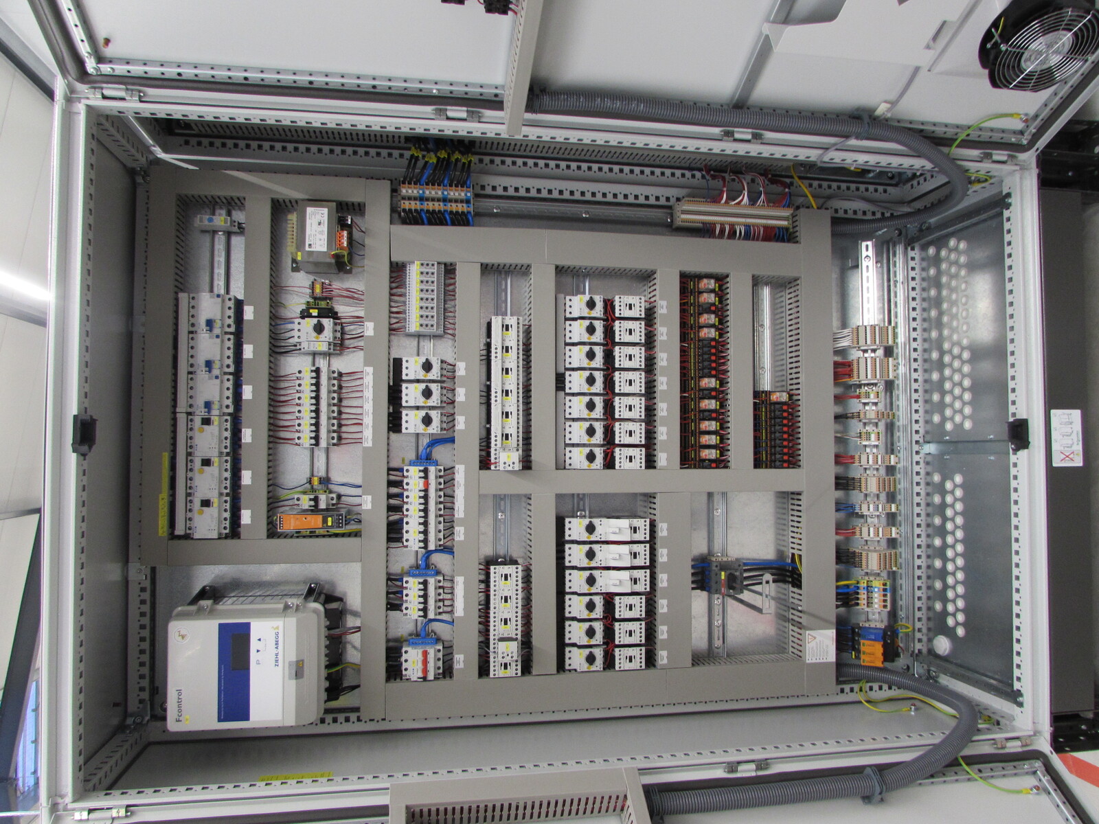 Control cabinet Sjömarkens Hönsgard